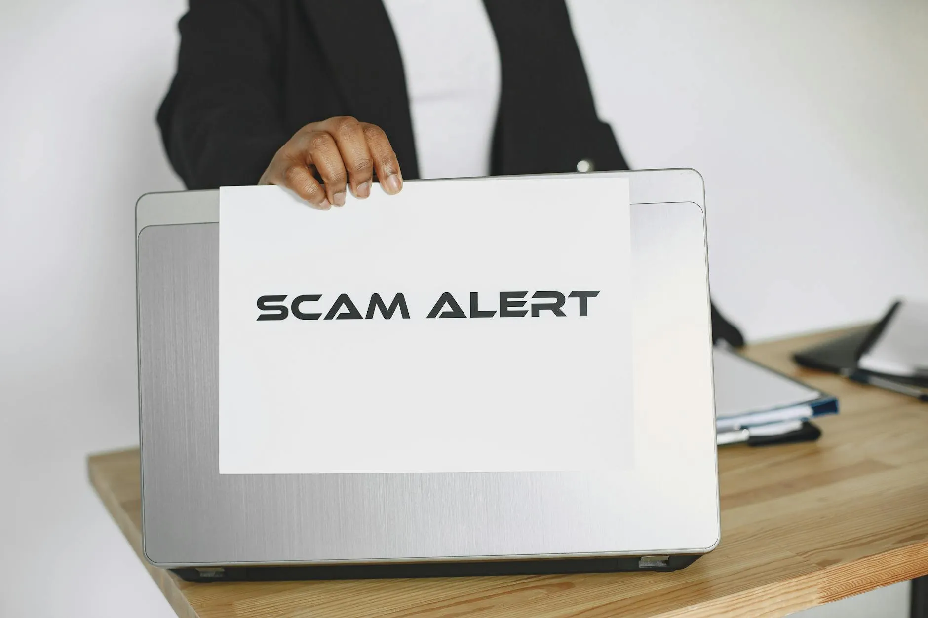 Facebook Marketplace car scam warning sign — how to avoid used car fraud
