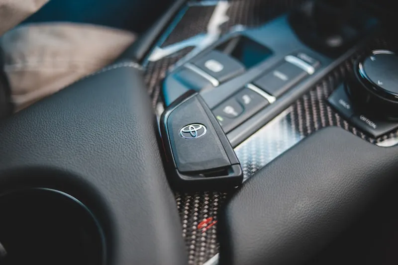 Comparing Facebook Marketplace, Craigslist, and AutoTrader for used car shopping